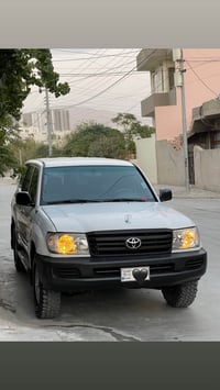 مۆنیکا • ٢٠٠٤ • ١٩١٠٠٠ كم