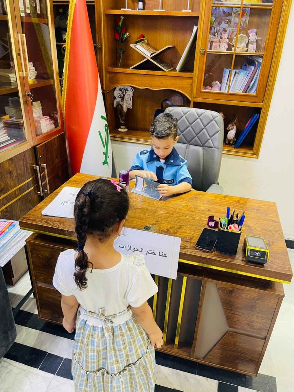 في أجواء مليئة بالفرح والتعلّم 🌷🪻
نظّمنا لأطفالنا فعالية مميزة للتعرّف على عيد الأضحى المبارك، حيث عاشوا رحلةً ممتعة تحاكي السفر إلى مكة المكرمة ✨🕋
وكانت أولى خطوات الرحلة حصول أطفالنا الصغار على “جواز السفر” استعدادًا لخوض هذه التجربة التعليمية الجميلة بكل حماس وبراءة 🤍

📍 فرعنا الأول : بغداد – العامرية – نهاية شارع الملجأ – قرب المجلس البلدي
📞 للتواصل والاستفسار: ***********
📍 الفرع الثاني :حي الجهاد - سريع حي العامل - قرب مسبح الرافدين
📞 للاستفسار والتواصل: ***********

📌 تابعونا لتكونوا جزءًا من رحلتنا التربوية، ولتتعرفوا على رؤيتنا ورسالتنا وأهدافنا التي نطمح لتحقيقها معكم.

خطوة طفلك الأولى تبدأ من حلمه الأول 🌱
#روضة_الحلم_الأول #الحلم_الأول #حي_الجهاد
#العامرية
