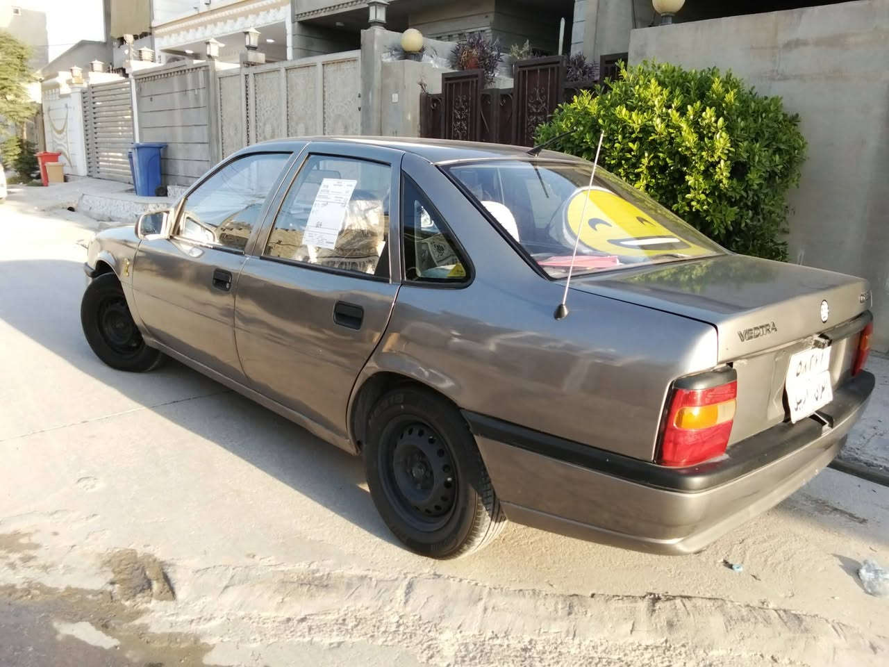 كركوك التون كوبري 
اوبل للبيع موديل ٩٠ سياره بدون ضرر بس صبغ جماليه تخم تاير جدبد صدر جديد كير محرك شرط كوبون بانزين بي شرط تحويل او وكاله سعر ٣٤وبي مجال قليل اني مكلف بل نشر خابر على رقم ***********و***********
