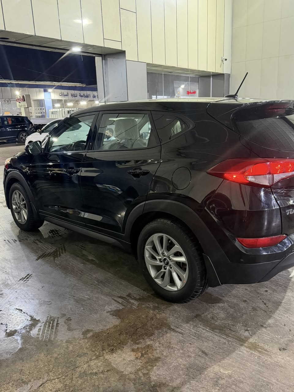 ترسان أمريكيه نص فول موديل 2017بيه جاملغ امامي بدون ايرباك مكاني الحريه *********** هذا صاحب سياره اني مكلف  بلنشر سعر 143
