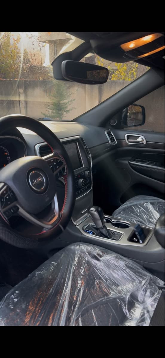 جيب لاريدو مؤديل ٢٠١٩ فول ماسه فاته تنها سلايت نيه 
گيرو مه كينه و دارو به ردي به شرته لوك لوكه دووبه يه
ساخ ساخ ساخ
دعمي نيه ليدراني نيه بي سبوخه هيجي نيه 
سعري ١٣٣ وه رقه كه ميك مه جال
***********
***********
*********** سوران, أربيل
