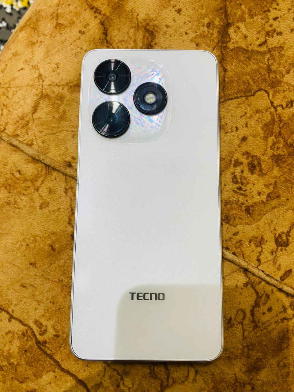 جهاز للبيع كلش نضيف صالي شهر من ماخذه سعر 110وبي مجال حي نداء


**إذا كنت صاحب هذا الإعلان وتريد حذفه لأي سبب، رجاءا أرسل رسالة إلى الدعم الفني**