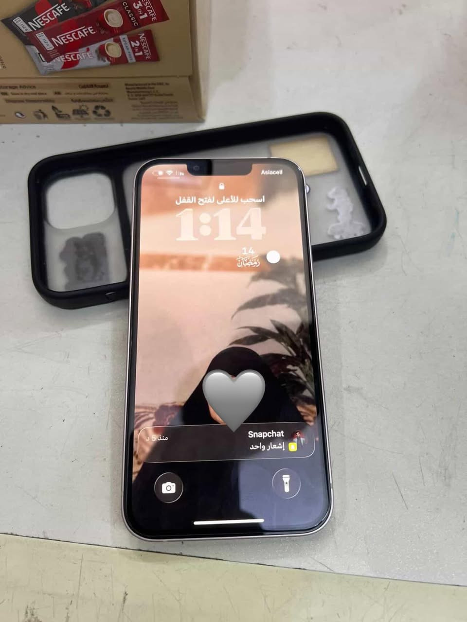 سلام عليكم 13 عادي وردي للبيع ذاكره 128 بطاريه88 حهاز نظيف كلشي ما ويا تستلم بس الجهاز مكفول من كلشي السعر 400 رقم ***********
