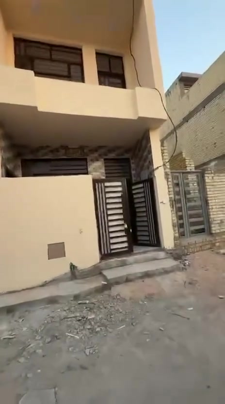 السلام عليكم بيت للبيع
مساحه 50 متر زراعي 

الشعله قطاع 15 خلف بانزين خانه

اللأستفسار اكثر الاتصال

***********
