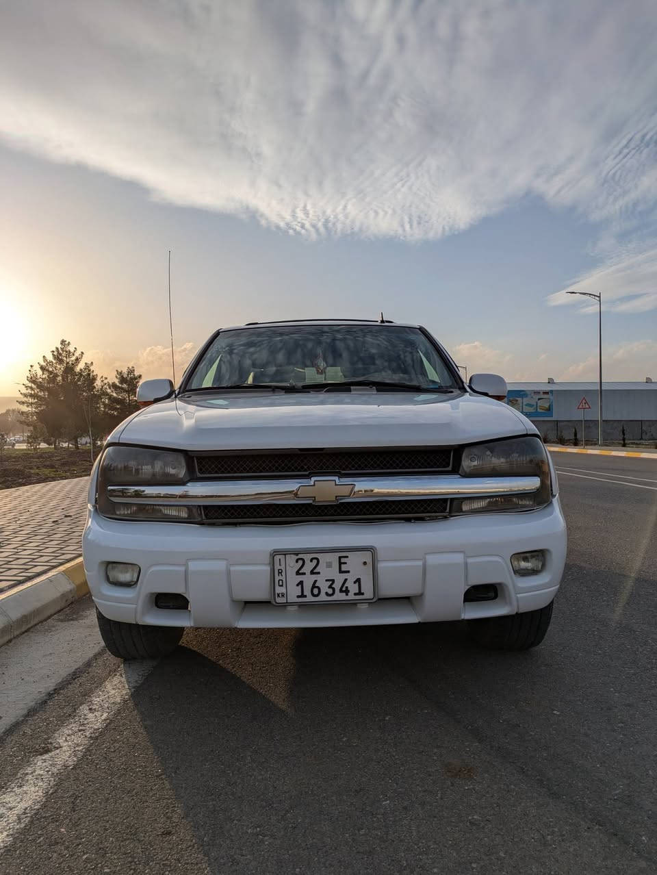 Saif Aldeen شۆفرۆلێت تڕێڵبلەیزەر (Chevrolet Trailblazer) مۆدێل ٢٠٠٧
• المحرك: مكينة بيضاء.
• البخاخ (الصبغ): جاملغ واحد + فطر قمارة (ناوچەوانی سەقف) بدون ضربة وبدون معجون.
• الدفع: السيارة بلاد دبل أكسل (4x4) بس حالياً الدبل مفصول (مو مشدود).
• الحالة الميكانيكية: كير ومكينة وأكسل وبشرط الفحص، السيارة مسويلها سيرفس كامل وجاهزة من كلشي.
• المواصفات الداخلية: غرفة كاملة لون كريمي، بيها ٣ شاشات (شاشة دشبول + شاشات خلفية بالمخادد).
• الوضعية القانونية: تحويل وغرامة وبشرط التسجيل باسم المشتري.
• ملاحظة: السيارة بالحقيقة أحلى هواي من الصور.
• السعر: 98ورقة
• المكان: السليمانية - بازیان.
• للاتصال: ***********.Chevrolet trailblazer(مۆدێل)(٢٠٠٧)(مەکینە سپی)⬜
(بۆیاخ)( چەمەلەغێک+ناوچەوانی سەقف بەبێ لێدران بەبێ مەعجون. تەحویل وغرامە بەناوکردن بەشەرت

بیلاد دەبڵ ئەکسلە بەڵام لەسەری نییە

گێڕومەکینەوئەکسل هەموو گیانی بەشەرت سێرڤزی کاملی بۆکراوە

ناوغورفەی کامل کرێمی ٣شاشەی لەسەرە شاشەی پشت کەلەی بۆ بەستراوە سەیارەکە ڕاستەوخۆ زۆر جوانترە وەک لە ڕەسم 

ڕەقەم,📞.{***********} سعر 98ورقة

عنوان◼️.سلێمانی.بازیان
