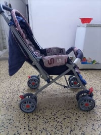 عربة اطفال • نظيفة • بغداد