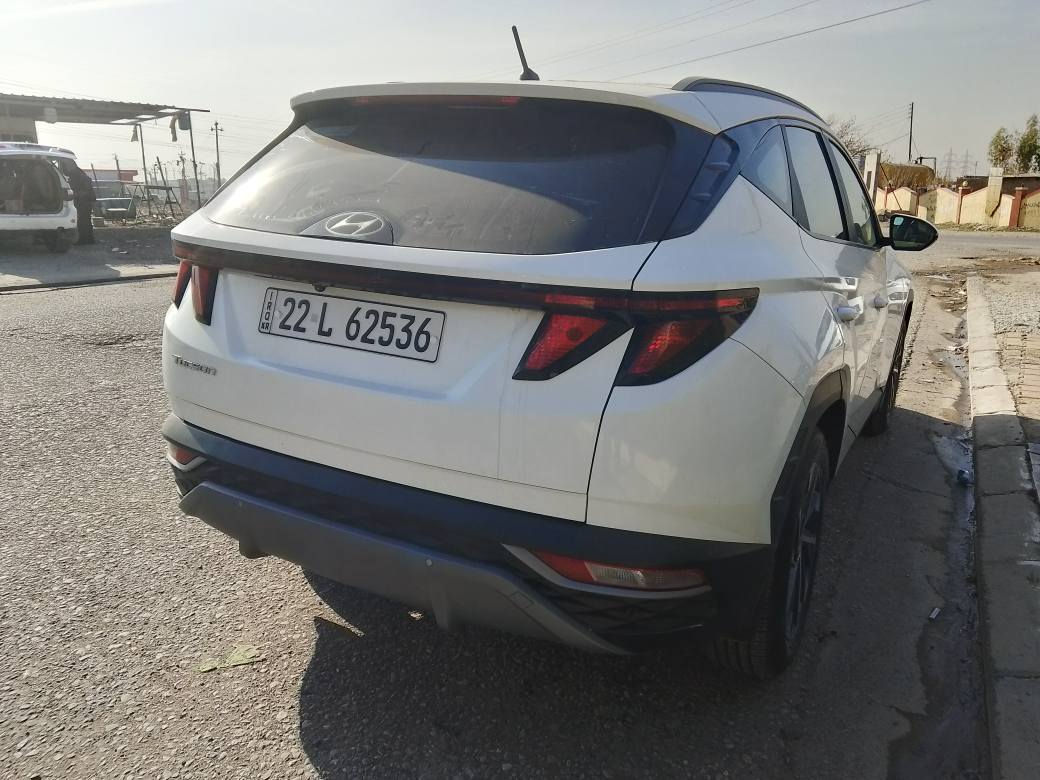 توكسون ده پارچه له سه ر ساغه 2021 لا يت و ئاوينه و به گلايت هه مووى بيلا دى به شه رتى ده وه ستا 62هه زار رؤيشتووه گيرو مه كينه به شه رت (***********)هه لير أربيل, العراق
