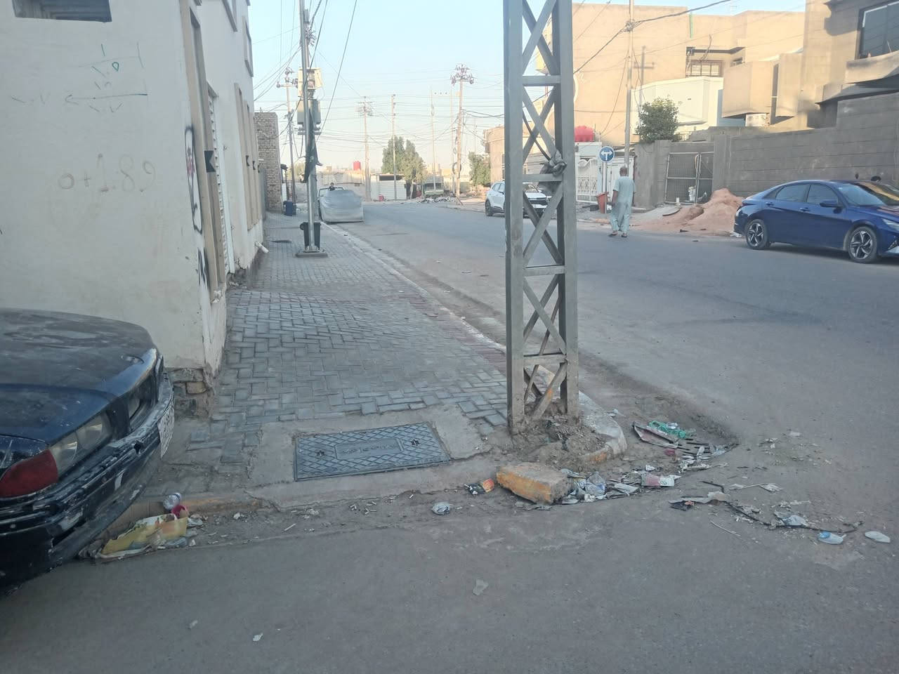 عرصه للبيع بحي الفرات قرب كليه الطب
 بصف الركن تقع على شارع ١٠ متر المساحه ١٩٨ متر تبليط بصف الركن
 لركن يقع على شارع ٢٠ متر
خلف شارع ٣٠ متر
لمعرفه التفاصيل الاتصال على الرقم ***********٩
او مرساله الصفحه
