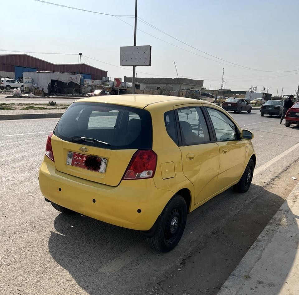 بلاااااش بسعر كوكو 
افيو كير توماتيك 
محرك اوبترا
موديل 2007 
ضررها جاملغ خلفي 
هيئة صفر +غرامات صفر+ هزة جديدة 
شرط تحويل او وكالة 
السعر 36 وبيها مجال بسيط 
السيارة موصل الايسر 
***********
