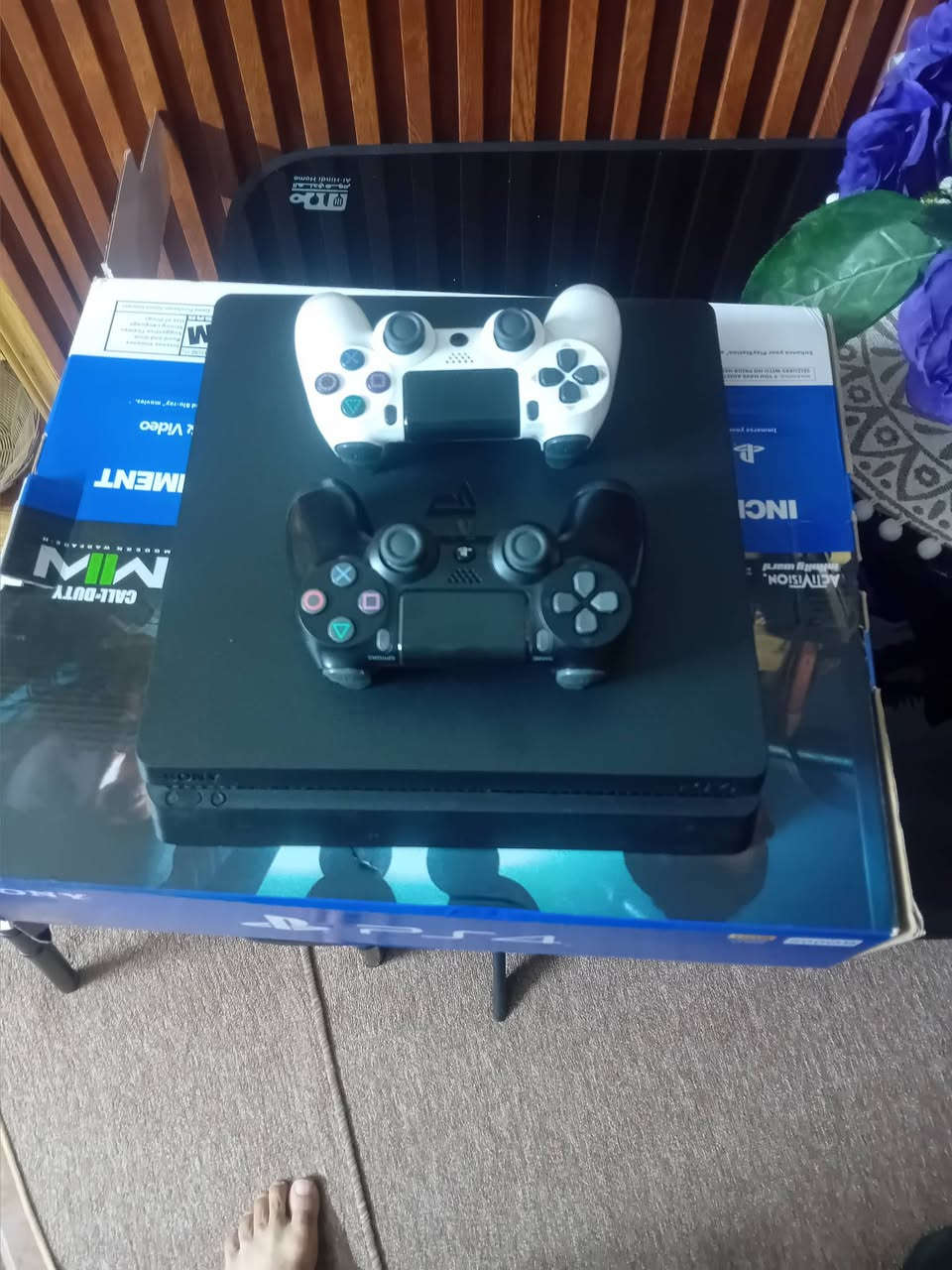 السلام عليكم بلي 4 سلم لك ستيكر ممفتوح ابد وياه لعبه gta وفيفه ١٦مكاني الزعفرانيه اريده ٢١٥ الف ***********
