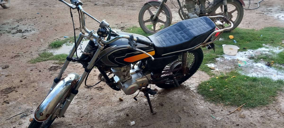 السلام عليكم دراجة ارشا اوراق للبيع سعرها ٤٠٠
مكاني ناصرية سديناوية الشراي يراسلني


**إذا كنت صاحب هذا الإعلان وتريد حذفه لأي سبب، رجاءا أرسل رسالة إلى الدعم الفني**