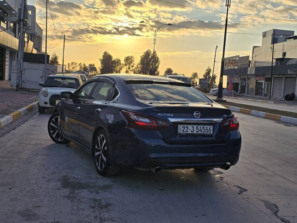 التيما ٢٠١٨ sr
كوبون بةنزيني لةگةلة چاملغ و بونيت ليدراوة 
١٥٠ هةزار روشتوة
٣ پارجةي بجوك ساردي هةية
گير و مةكينة بةشةرت
***********
*********** الحويقة, كركوك
