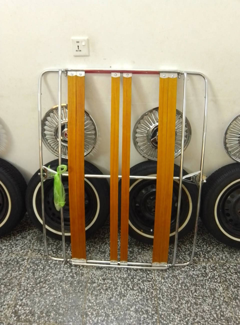 سلام عليكم رجعنالكم بتحويره جديده مامستعمله شلع ابيع تريد قطع كلمن وسعره
***********
