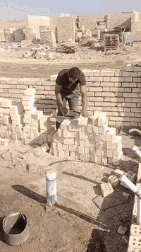 السلام عليكم موجود كادير بناء شغل درجه اولى استلام مهندس اسعار مناسبه للجميع رقم الواتس ***********
