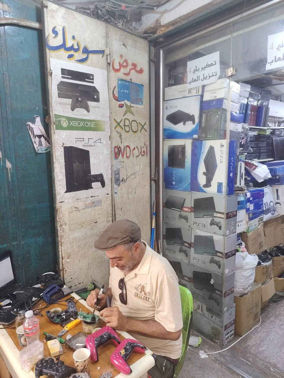 السلام عليكم اخوان انصحكم ب الاخ مرتضى... انسان راقي وطيب و شغله مضبوط.  ومناسب يبدل كير بلي....  5 الالف كير مع شغل وكذلك بلي 4 سعره مناسب وشغله كلش راقي  *********** مكانه باب شرجي عماره ياسين قرب مكتب سؤني بغداد, العراق
