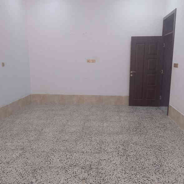 بسم الله الرحمن الرحيم 

يتوفر دار طابق واحد للايجار 

المكان خلف مدينة ألعاب السندباد 

مقابل مدرسه الملك غازي

المساحه 225

للاستفسار اكثر مراجعة عقارات الخيّام 

او الاتصال على الارقام الظاهرة 

***********

***********
