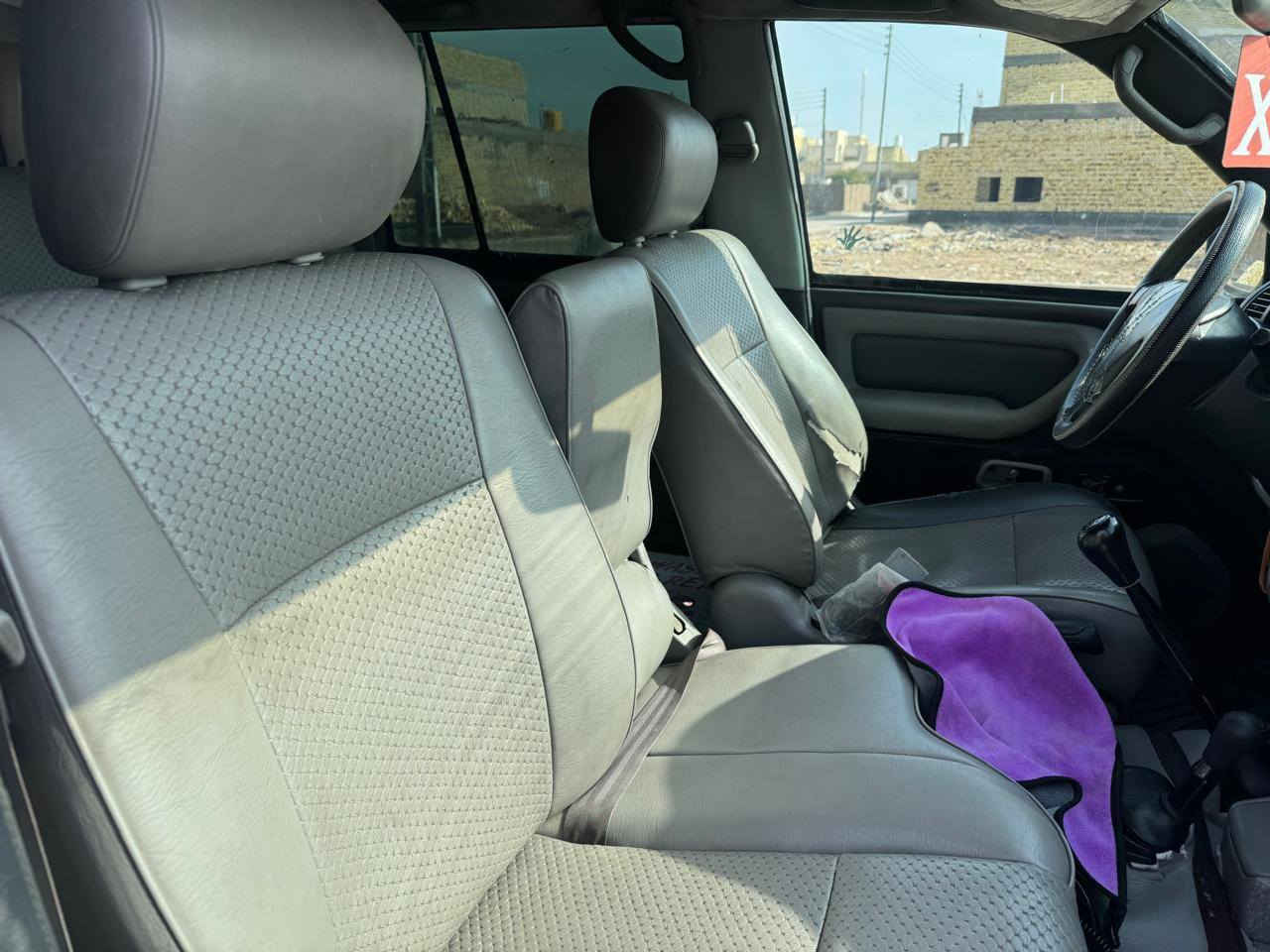 السلام عليكم 
لاندكروز مصفحة 2005 مكينه كاز السياره دبل اكسل
السياره مكفوله وجاهزه كير مكينه وحداديه وتخم تاير وتبريد ثلج ❄️
دواخل السياره ب الكارتون بعدهن رقم السياره اربيل
الشراي يتصل
***********
مكان السياره ميسان
