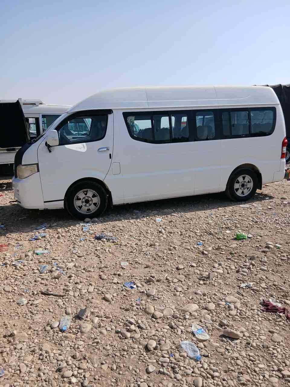 السلام عليكم شيري ٢٠١٣ رقم بغداد انكليزي
محور vvt 3000 ومحور سبلت صدر جديد تايرات جديده 
المكينه بيها صوت فقط السياره باسمي تحويل ثاني يوم بيها صبغ بالدواير والجاملغ الخلفي فقط بدون ضربه مكاني الانبار 
السعر ٩٠ بيها مجال بيع او مراوس حسب القناعه 
***********
