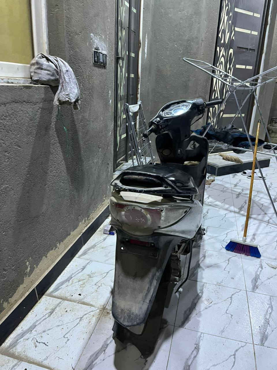 جي فور للبيع عوزه تجفيت غراضها وياها مكان ناصريه مركز للتواصل ***********
