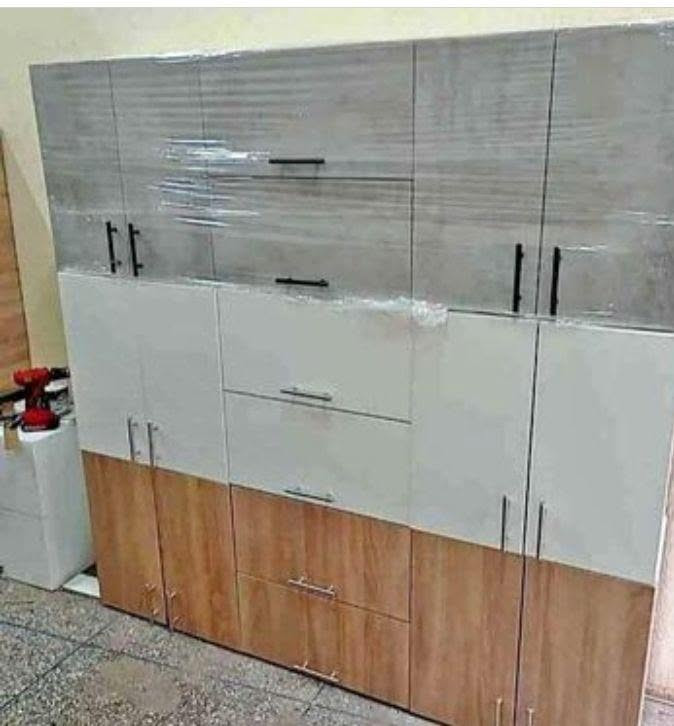 بلاكار كوزينة 🤩🤩 جميع الوان متوفرة 
الزبناء لي مزال مستافدوش من العرض ديال بلاكار المطبخ خشب ستراسي ديكور خدمة متقونة بشهادة الكليان ديالنا وتوصيل تال الباب دارك
✅ القياس: 180 / 60 / 36 سنتيم الجديدة, المغرب


**إذا كنت صاحب هذا الإعلان وتريد حذفه لأي سبب، رجاءا أرسل رسالة إلى الدعم الفني**