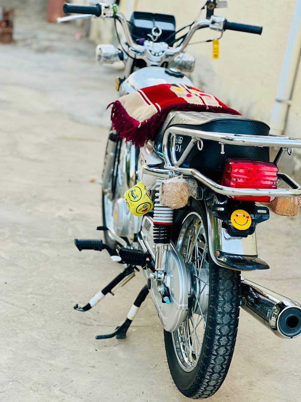 سلام عليكم دراجه نامه للبيع موديل 24السعر ٧٠٠ وبيه مجال مكاني بابل كفل رقمي ***********متواجد خاص
