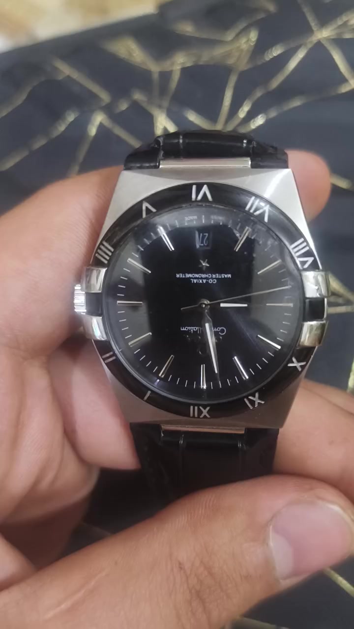 ساعات اوميكا السعر خاص Copy Master وقلم اصلي Swiss Military


**إذا كنت صاحب هذا الإعلان وتريد حذفه لأي سبب، رجاءا أرسل رسالة إلى الدعم الفني**