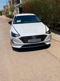 سوناتا موديل 2020 سياره حلوه بدون صبغ  ماشيه 113الف  رقم بغداد بأسمي م...