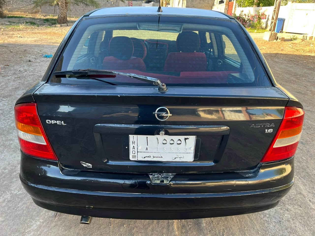 اوبل استره 2002صدامي 
بلاديه بدون صبغ كير محرك كهربايات جاهزه 
شرط التحويل السعر 35للستفسار ***********
