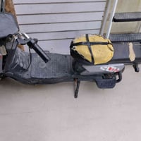 دراجه شحن عاطله ماتمشي فقط صارلها شهر متروكه السعر 50 الرقم 0776740224...