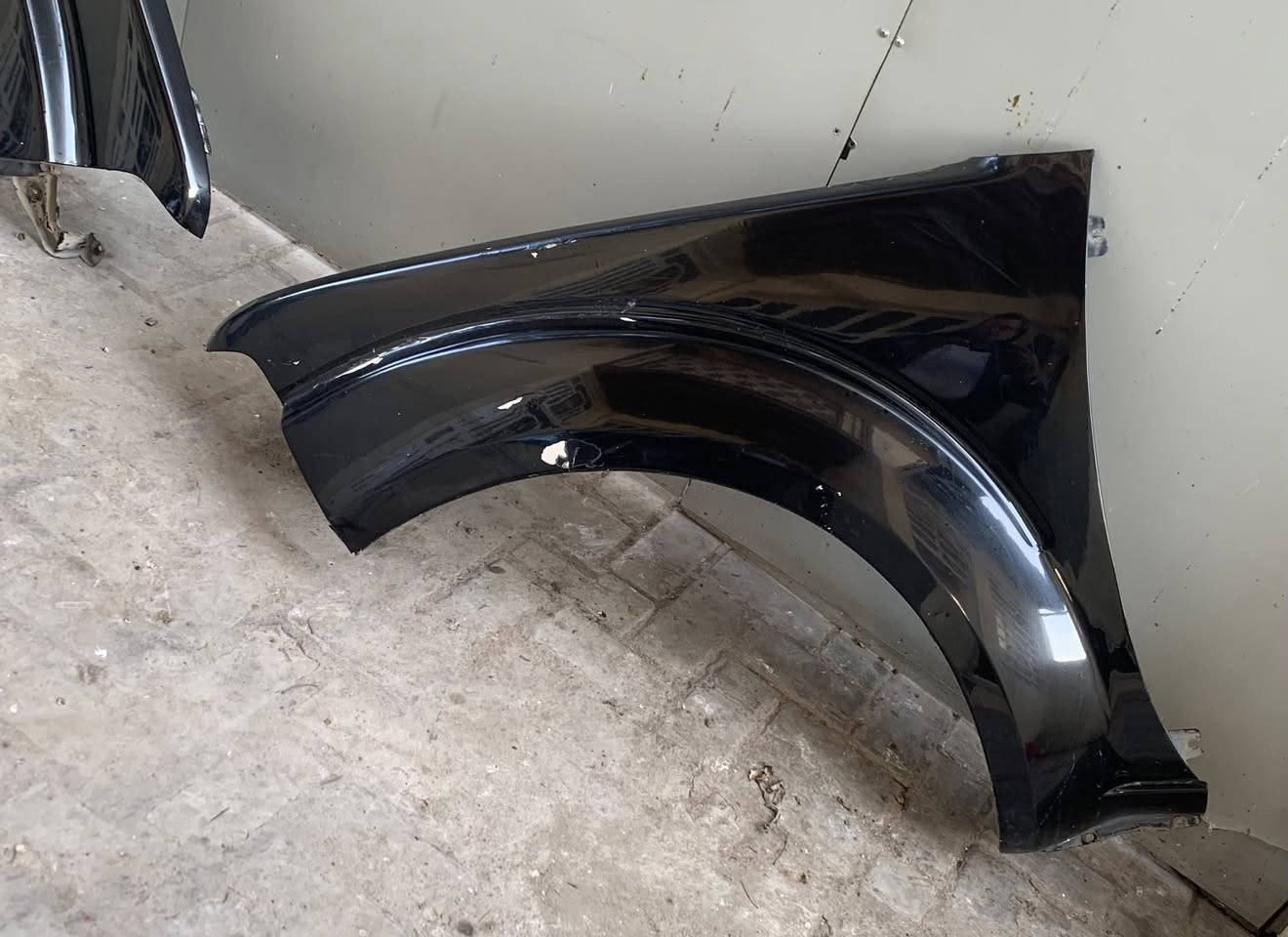 للبيع بنيد باثفايندر 2012 بلادي بيه شوية صبغ  وچاملغات امامية يمين ويسار المكان بغداد للتواصل *********** واتساب
