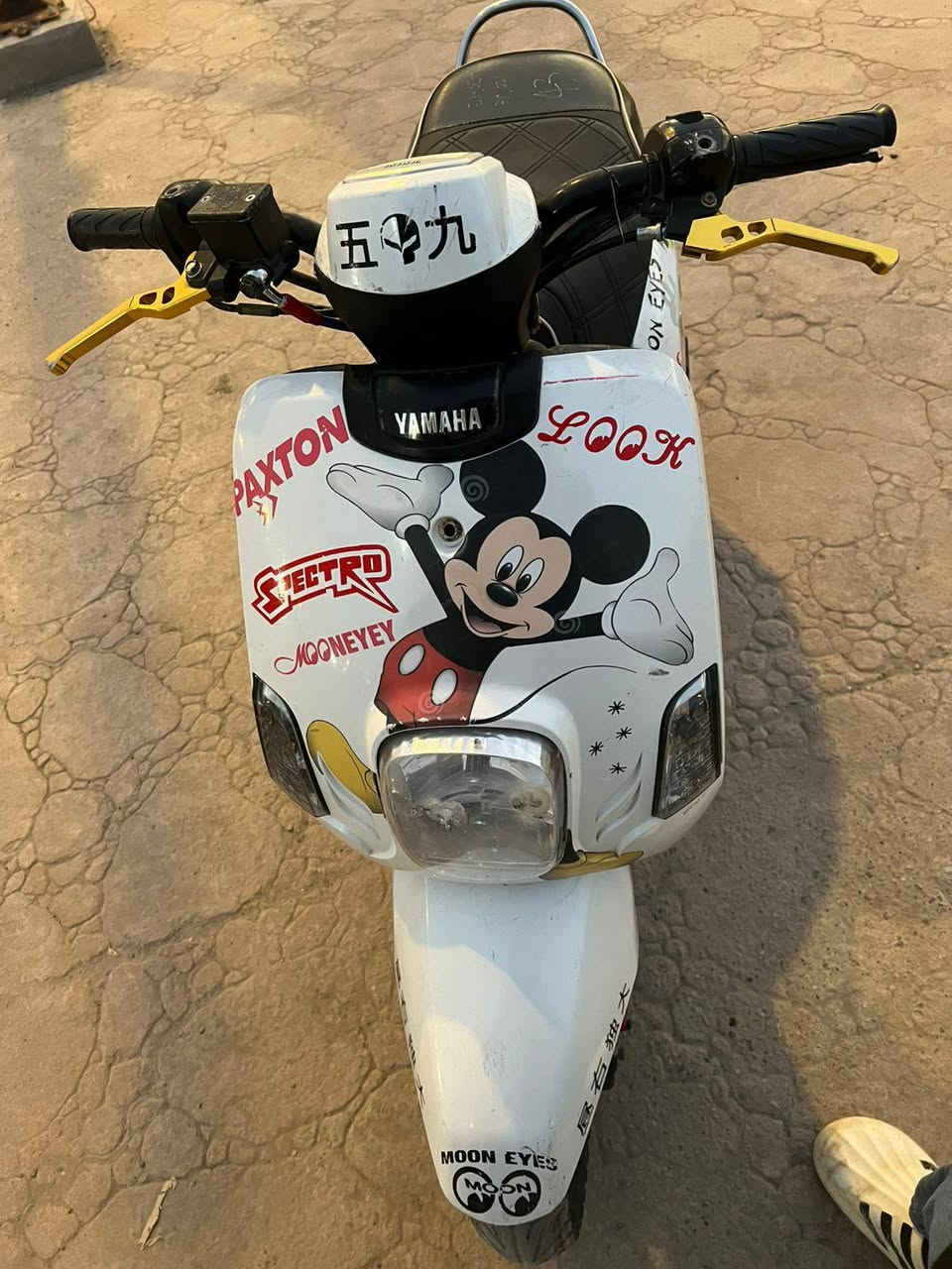 سلام عليكم بوليس نوزل نضيفة خرسه  اشاير كلوب امامي بك لايت عالي ناصي كاملة الدراجه لل اخير ما ناقصهة اي شي نكرة كل وقت مكاني بغداد الجزيرة السياحية 
رقم : ***********
سعر 650 و بيهة مجال ❗
