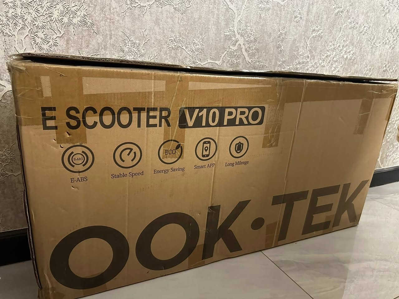 للبيع
للبيع: اسكوتر ذكي OOK-TEK V10 PRO (جديد تماماً بالكرتونة) 
الماركة: OOK•TEK الأصلية.
 الموديل: E-SCOOTER V10 PRO 
(بيه نظام كبح متطور ، سرعة مستقرة ومثاليه ، بطارية ممتازة للمسافات الطويلة ، تطبيق ذكي يتصل مباشر بالموبايل 
- للبيع جبته من امريكا ب 550 دولار 
للبيع ب 450 دولار 
(بعده بالكارتونة غير مفتوح ابداً) 

((فرن جديد تماماً غير مستخدم))
فرن أورنج (Órange) 
النوع: فرن غازي بلت-ان (Built-in Gas Oven)
القياس: 90 في 60 سم . 
السعة: 105 لتر
اللون: ستيل فضي مع زجاج أسود ملكي وشاشة ديجيتال ، 
- يحتوي على ميزة القلي الهوائي (Air Fry) للأكل الصحي، وتوزيع حراري ممتاز. 
- ⁠سعر الشراء 650 الف للبيع ب 550 الف 

مرجوحة حدائق وبلكونة (3 مقاعد) بحالة ممتازة جداً ونظيفة حيل.
ماركة من شركة ماس هوم، الهيكل حديد قوي ومتين ولونها بيج راقي، مع سقفية ضد الشمس ودوشك مريح. المرجوحة أخت الجديدة وما بيها أي عيب. 
للبيع بسعر 350 الف 

المكان المنصور 
***********
