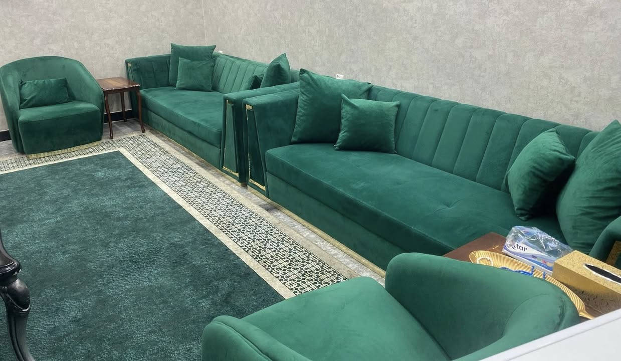 السلام عليكم 
تخم تركي جديد جداً  للبيع يتكون من قنفات عدد (2) مع (4) كراسي … السعر (مليون و 450)


**إذا كنت صاحب هذا الإعلان وتريد حذفه لأي سبب، رجاءا أرسل رسالة إلى الدعم الفني**