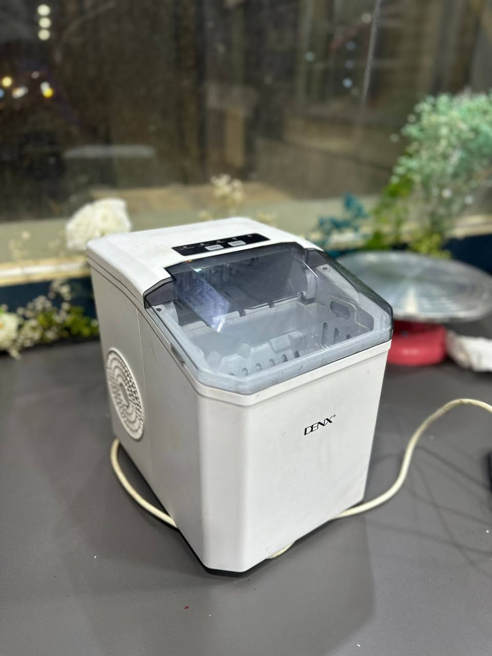 ١مكينة قهوة ٢.مكينة ثلج ٣ كابسة وافل. ٤خلاط


**إذا كنت صاحب هذا الإعلان وتريد حذفه لأي سبب، رجاءا أرسل رسالة إلى الدعم الفني**