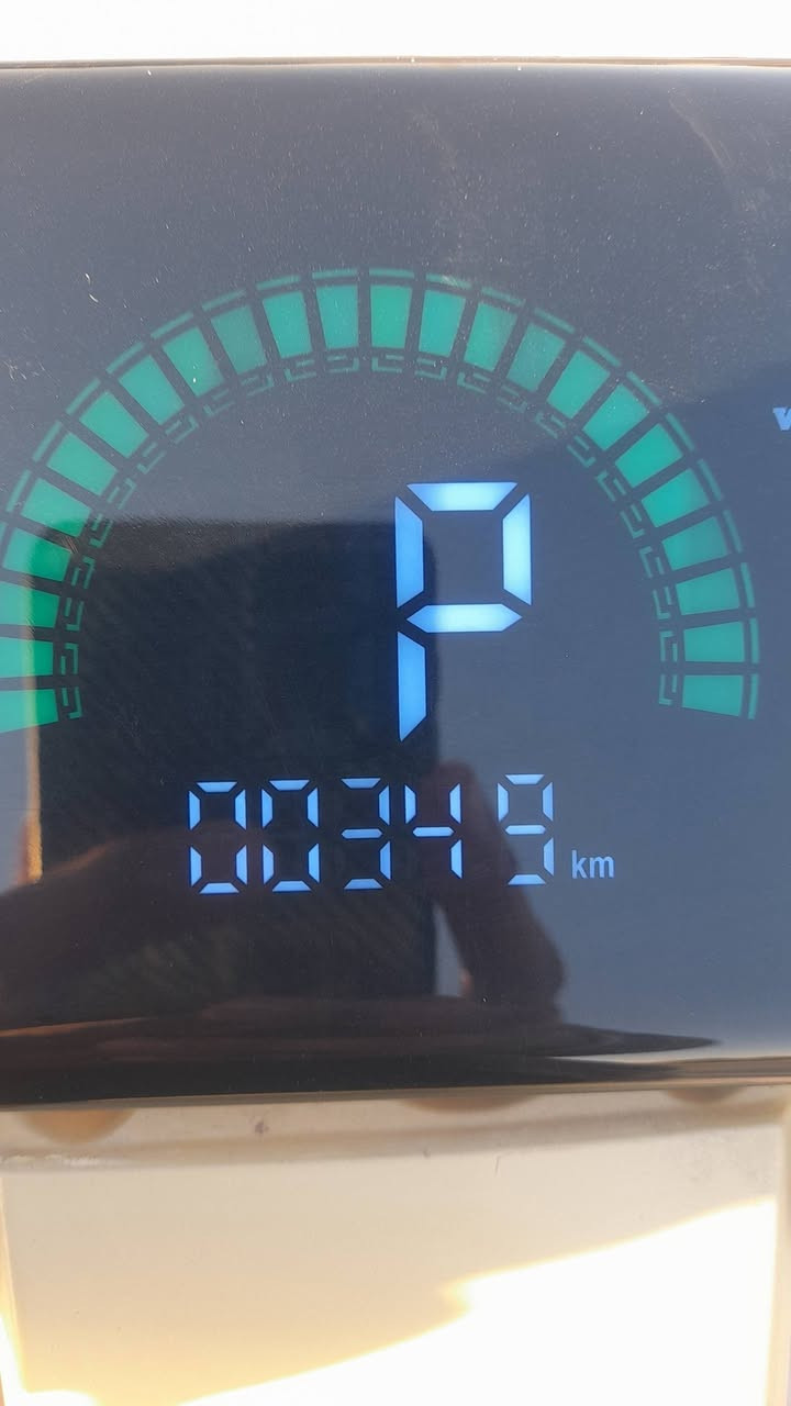 سلام عليكم دراجه شحن ار ٩ مديل ٢٥ جديده كلش ستخدم قليل جاهزه مجهزه بطاريات الحجم كبير مكانه البصره زبير رقم مبايل ***********
