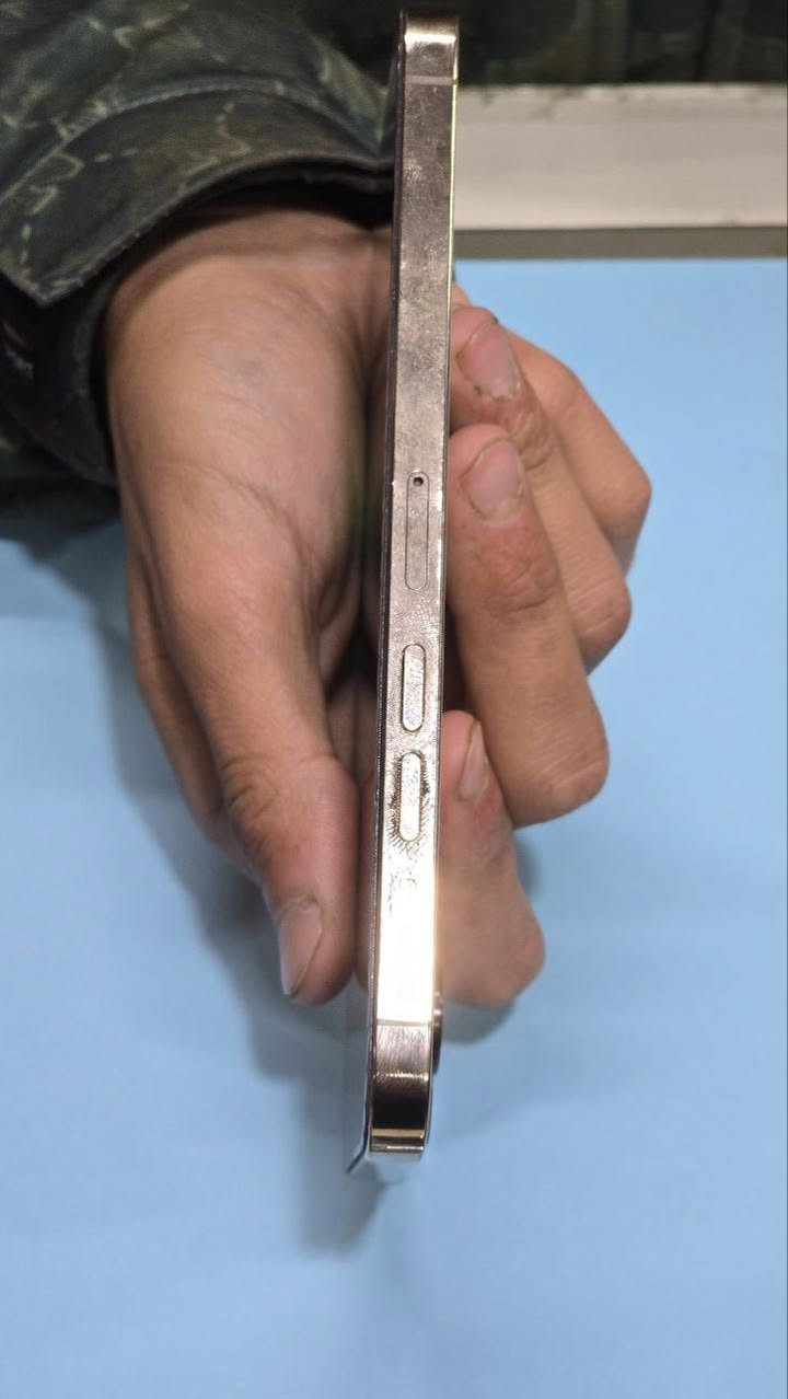 ايفون 13 ابرو ماكس البيع بطاريه 84  ذاكره 256 جهاز نظيف 
رقم ال هاتف ***********
