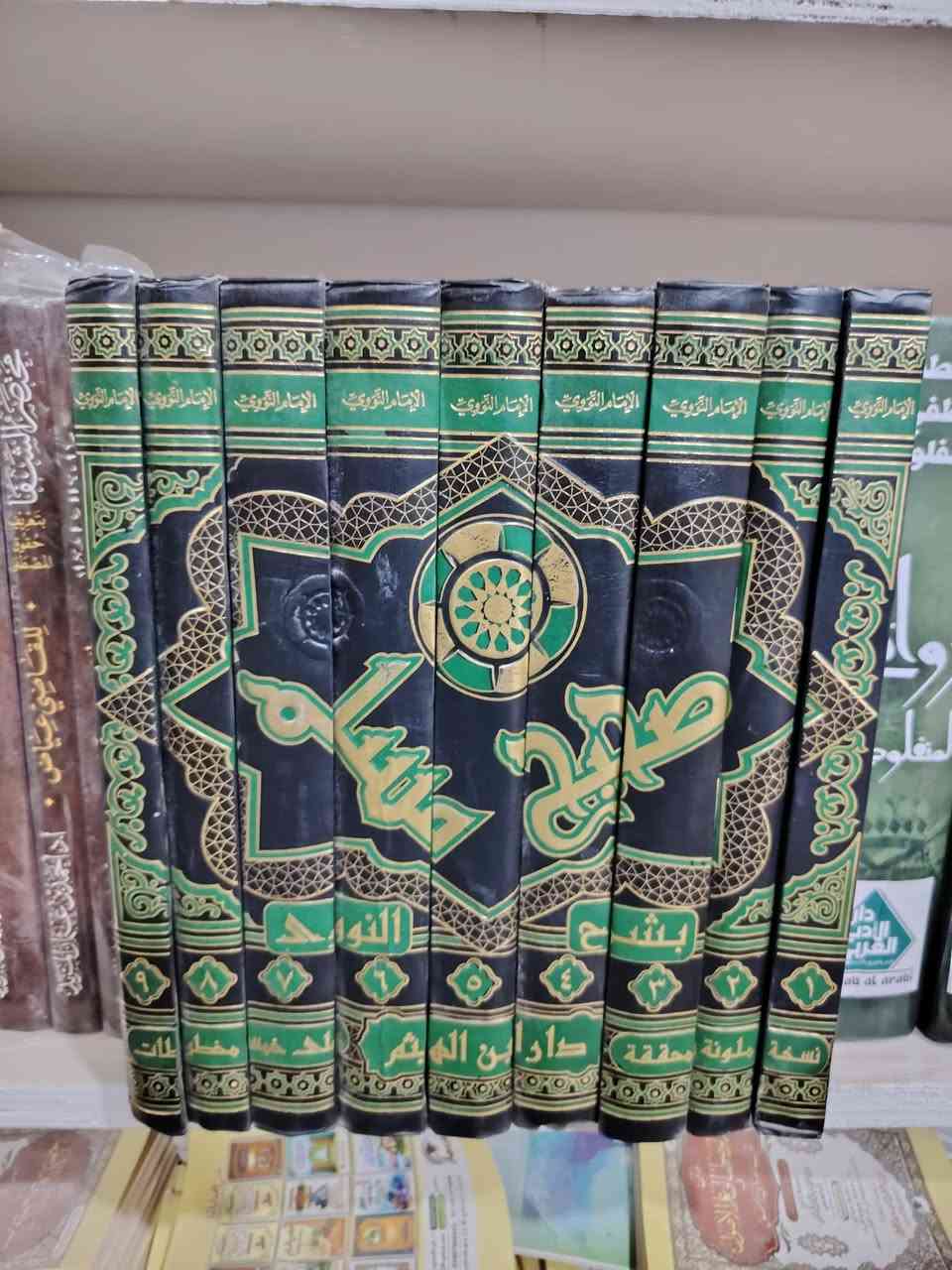 متابعينا الكرام
تم انشاء قناة لبيع نوادر الكتب والمستخدمة على التلغرام. يرجى الإشتراك  للاطلاع على تفاصيل الكتب والأسعار
https://t.me/maalitrath


**إذا كنت صاحب هذا الإعلان وتريد حذفه لأي سبب، رجاءا أرسل رسالة إلى الدعم الفني**