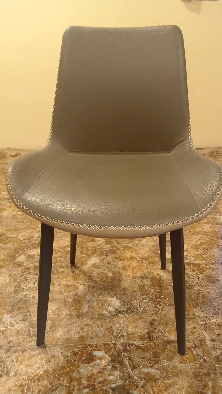 ميزو٤كراسي للبيع بسعرمناسب


**إذا كنت صاحب هذا الإعلان وتريد حذفه لأي سبب، رجاءا أرسل رسالة إلى الدعم الفني**