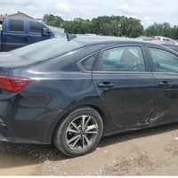 فورتي 2024 للبيع  السعرر 145 ماشيه 15الف ميل رقم مثنى  مواصفات نص فول ...