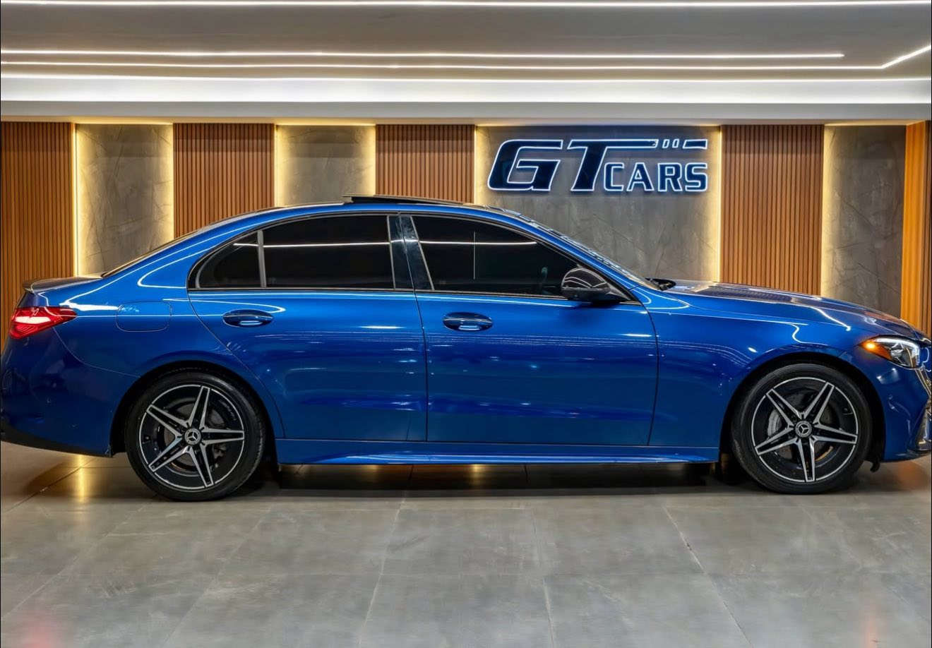 mercedes benz c 300 2023
السيارة كلين  بدون صبغ 
ماشية ٣٥ الف ميل 
37.500$
***********
