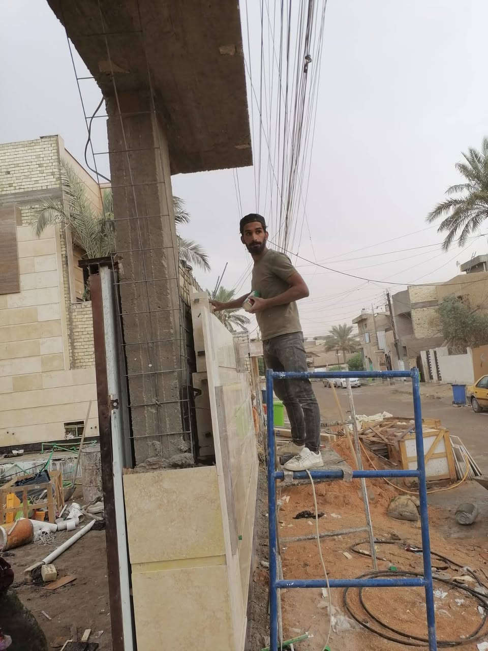 جزء من أعمالنا سيراميك جدران +مرمر ارضيات+مرمر جدران+درج مرمر + كاشي+ بورسلين+
ان شاء الله تنال اعجابكم 
للاستفسار *********** 
داخل بغداد
