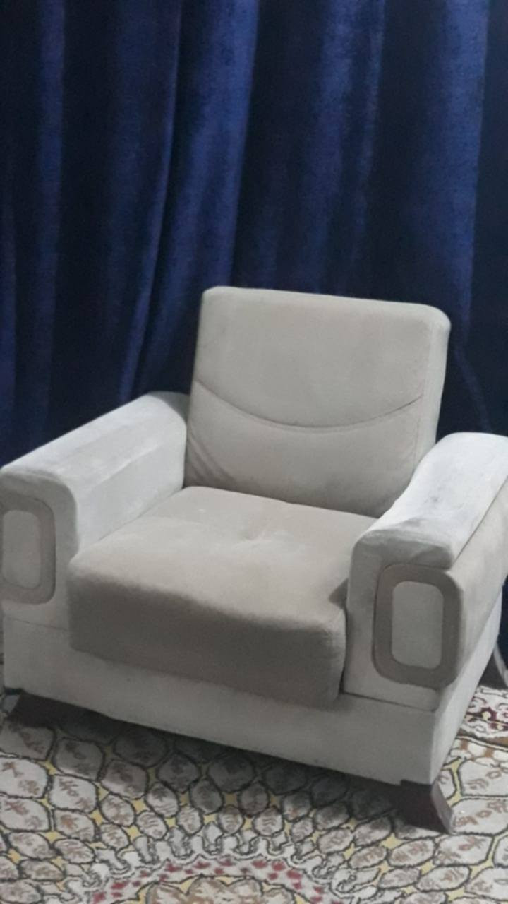 تخم 4 قطع 10 مقاعد نظيف
السعر 120 وبي مجال بسيط للشراي 
العنوان ناصرية مركز


**إذا كنت صاحب هذا الإعلان وتريد حذفه لأي سبب، رجاءا أرسل رسالة إلى الدعم الفني**