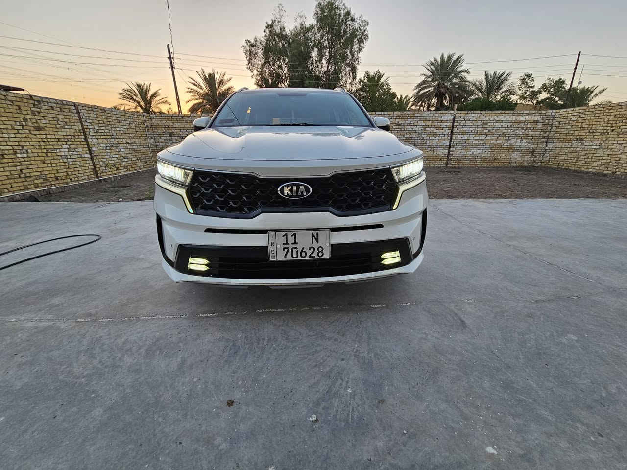 سلام عليكم
للبيع 

كيا سورنتو موديل ٢٠٢١ خليجي 

رقم بغداد دولي شرط التحويل

السنوية باسمي ومستعد احول ثاني يوم

ماشية اقل 99000 كيلو

محرك ستة سلندر. ٦ سلندر

نص فول 

بصمة

كشنات كهرباء

سبع راكب

تايرات نظيفة جدا

باتري مبدل جديد 

وياها بصمتين 

صندوك كهرباء 

بردات خلفيه

مري شفط

حساسات امامية وخلفية

تشغيل عن بعد 

شاحن واير ليس 

كامرة خلفية

كشنات جلد 

السعر  257 وبيهة مجال حك الجية 

مكان السياره بابل الحلة قضاء القاسم

سياره بدون صبغ بيها ملاحظات فقط 

بيها بارد بالباب بصف السائق والباب الخلفي كذلك

كل التفاصيل موجودة بالسونار

اتصل وحياك الله رقم الموبايل ***********

واتساب  ***********
