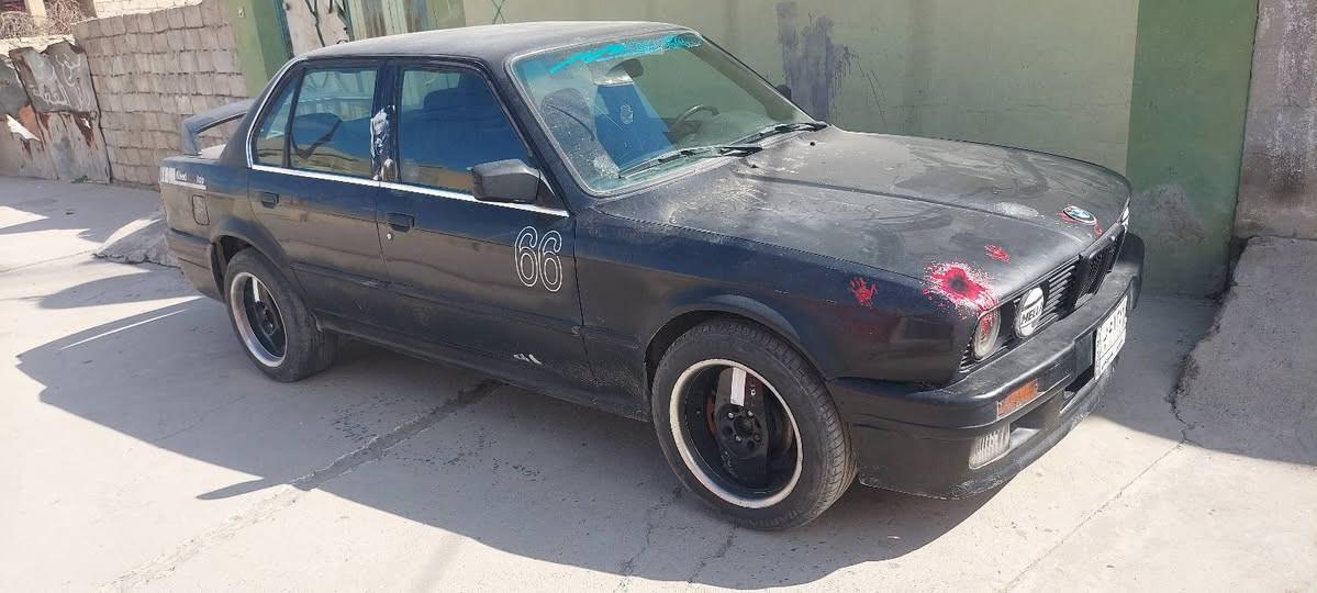 Bmw زعرة للبيع 
موديل ١٩٩١ 
مكينه شرط ٦ سلندر مال صقر حجم ٢٠
طخم جديد . تايرات جديدة . وايرمنيه كلها شغالة 
داخل نضيف 
بدون ضرر داخلي بدون خياس 
بيها مكانات معجون والكير مالتها شغال بس بي صوت بالتنميرة 
رقمه الماني نينوى بأسمي كابون موجود 
سعرة ب ٢٩ ومجالة قليل


**إذا كنت صاحب هذا الإعلان وتريد حذفه لأي سبب، رجاءا أرسل رسالة إلى الدعم الفني**