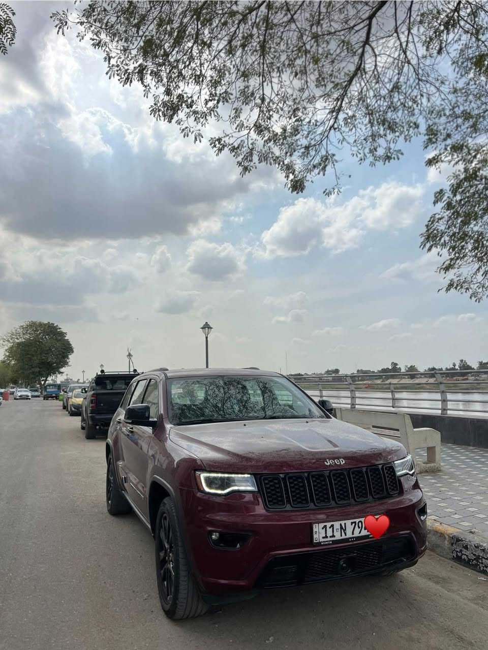 السلام عليكم
Jeeb CRAND CHEROKEE 2018 للبيع
وارد امريكي
مكينة 6 سلندر 3.6
فور ويل 4x4
فول واحد على واحد
شاشة جبيرة
بصمة
تشغيل عن بعد صندوك كهرباء
كشن تدفئة تبريد
كشنات كهرباء
ستيرن تدفئة
كشانات خلفية تدفئة
كشن ميموري
ستيرن كهرباء
بنوراما
دمام خلفي
اوتو بارك
ويل 20
رادار امامي
رادار جانبي
كشنات جلد
حادثها بنيد صبغ والجاملغ بي رصعة ونصبغ رقم بغداد الجديد تحويل ثاني يوم
المكان بغداد اعظمية
السعر 230 ورقة
للستفسار ***********
