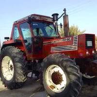 للبيع مكينه حجم 140 رقم وسنويه 07890428578