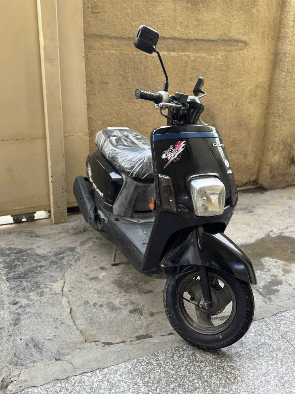 بوليس مسطره بلاديه دراجه كامله مابيها نقص للبيع ب ٦٥٠  مكان بغداد دوره شراي اتصل ‭***********
واتساب ***********
