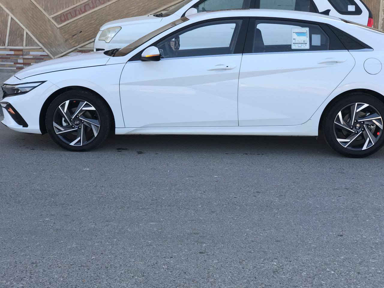 النترا تجميع صيني كفاله عامه كلش جديده ماشيه18 فول مواصفات فتحت سقف كشن جلد بصمه حساسات ارضيه جلد جنح خلفي اصلي جام مضلل بيها اضافات البصرة القبله *********** الشراي يتصل ويدلل
