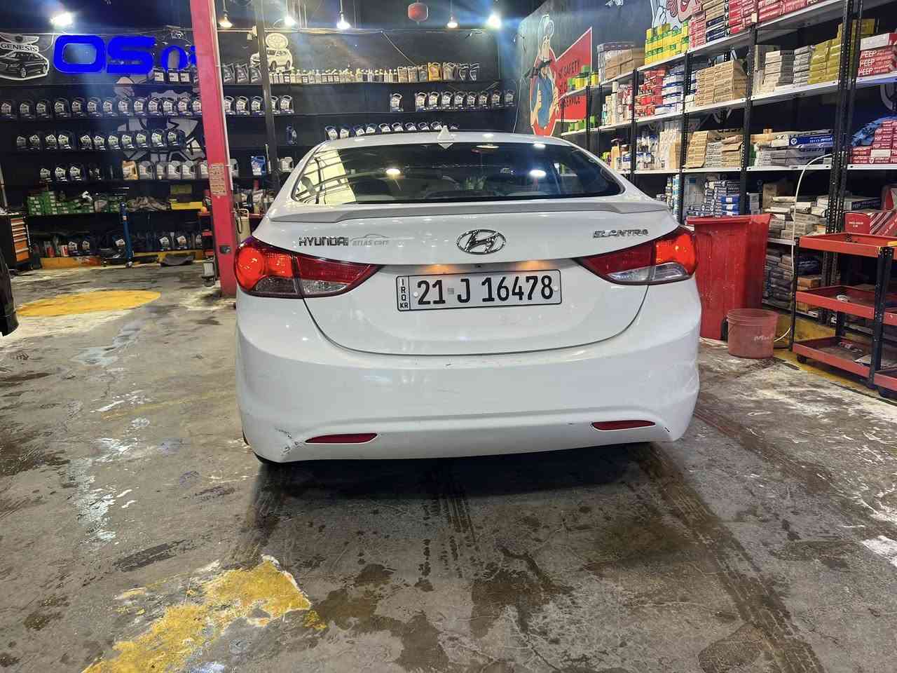 السلام عليكم النترا 2014 خليجي  مكينه 1800 دوش باسمي هزه سنويه كلها جديد سياره كامله مابيها ايي نقص بيها صبغ باب الصدر وجاملغ وشويه من البنيد بدون ايي ضربه تخم تاير باتري صدر امامي خلفي كله جديد تبريد ثلج متصرف عليها ربع ايي استفسار اتصال*********** العنوان السيديه او حي للجهاد  
السعر 108 بيها مجال كلش قليل
