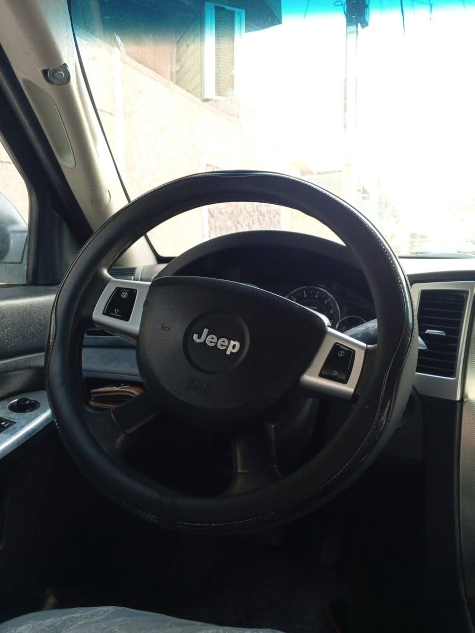 جيب موديل 2008رقم بغداد باسمي صبغ عام بدون كلبة او جفية حادث الوارد جاملغ امامي ايمن محرك بي صرف بيع او مراوس بسيارة صغيرة كوري***********
